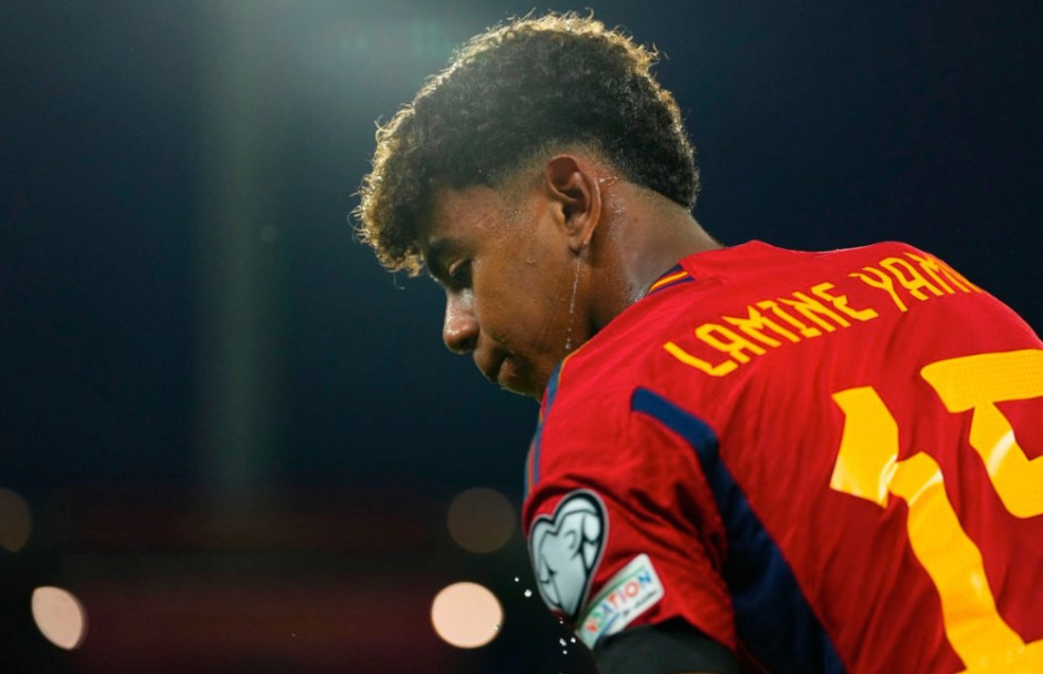 瓜迪奥拉谈队中另一名前锋马尔穆什（瓜迪奥拉谈到队内另一名前锋马尔穆什）