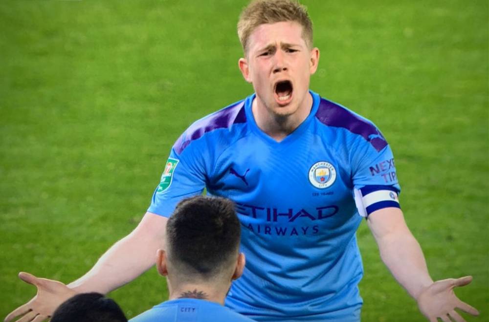 2025赛季中超客场积分前5：海港15战11胜高居第一，申花第二（中超2025赛季客场积分榜前五：海港15客11胜领跑，申花位列第二）