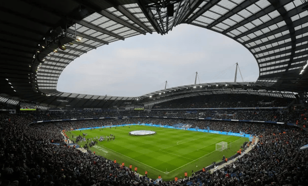 成都1-1新鹏城，安永佳闪击，费利佩建功（成都与新鹏城1比1战平：安永佳闪电破门，费利佩扳平比分）