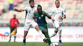 一场0-1爆出大冷门，意甲领头羊倒下，惨遭淘汰，萨里神换人