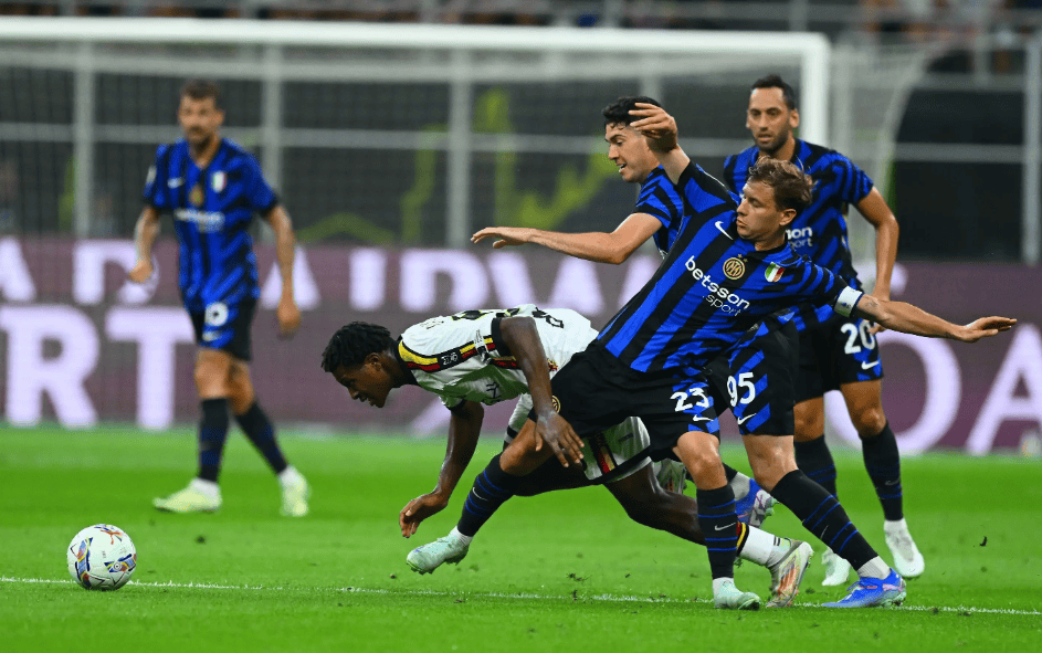 葡萄牙世预赛出线后，C罗晒出没有自己的全队庆祝大合照（葡萄牙世预赛出线后，C罗晒出无本人出镜的全队庆祝合照）