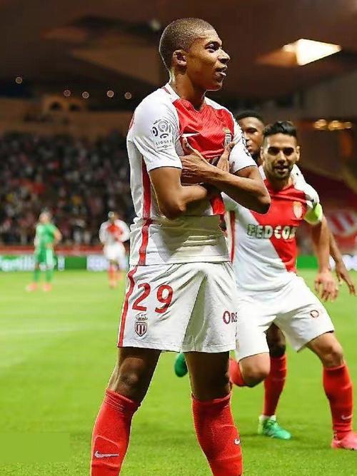 早报：速效救心丸销量突然大增，有什么头绪吗？（早报：速效救心丸销量飙升，背后发生了什么？）