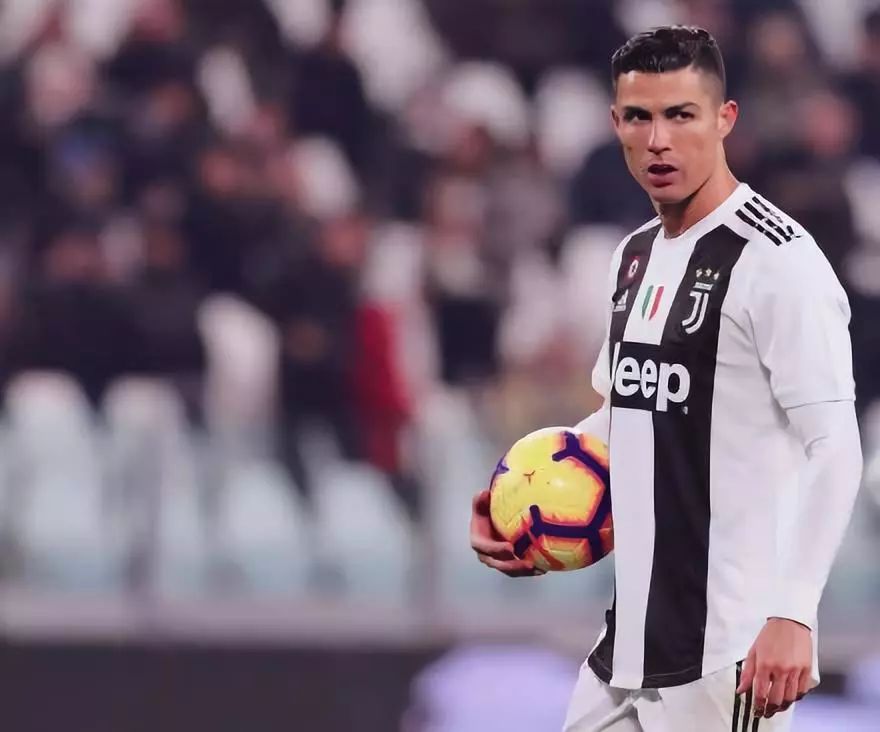 继C罗之后，姆巴佩是第二位单一自然年为皇马进球53+的球员