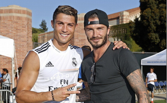 曲靖队员信心满满，高原赛场展风采！（曲靖将士信心十足，高原赛场尽显风采！）