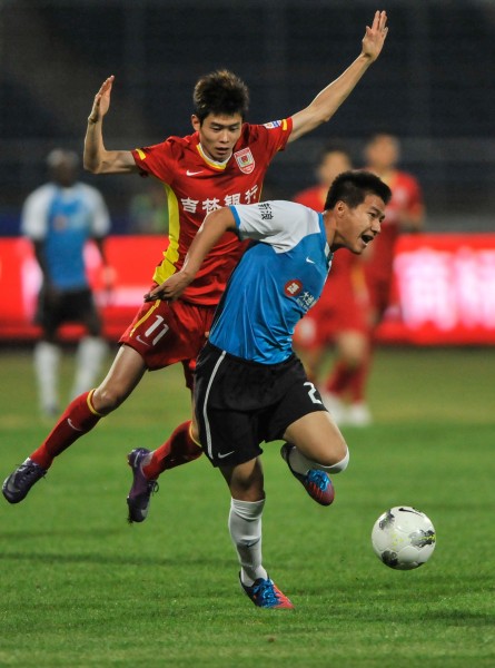 本赛季意甲门将零封榜：普罗韦德尔、斯维拉尔、迈尼昂前三（意甲本季门将零封数排名：普罗韦德尔、斯维拉尔、迈尼昂位列前三）