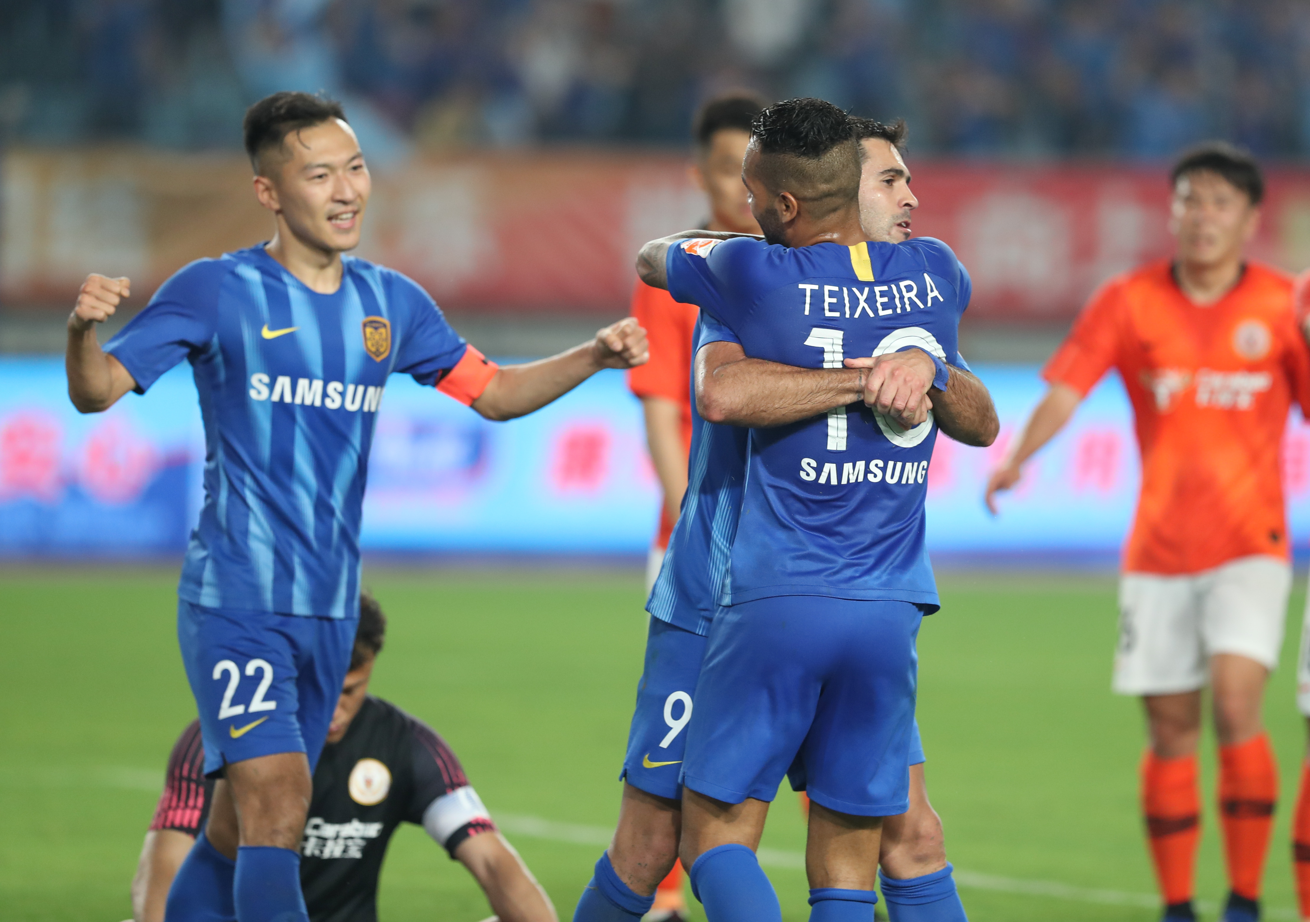 董方卓：孙兴慜是历史上最好的五大联赛亚洲球员（董方卓称孙兴慜为五大联赛史上最佳亚洲球员）