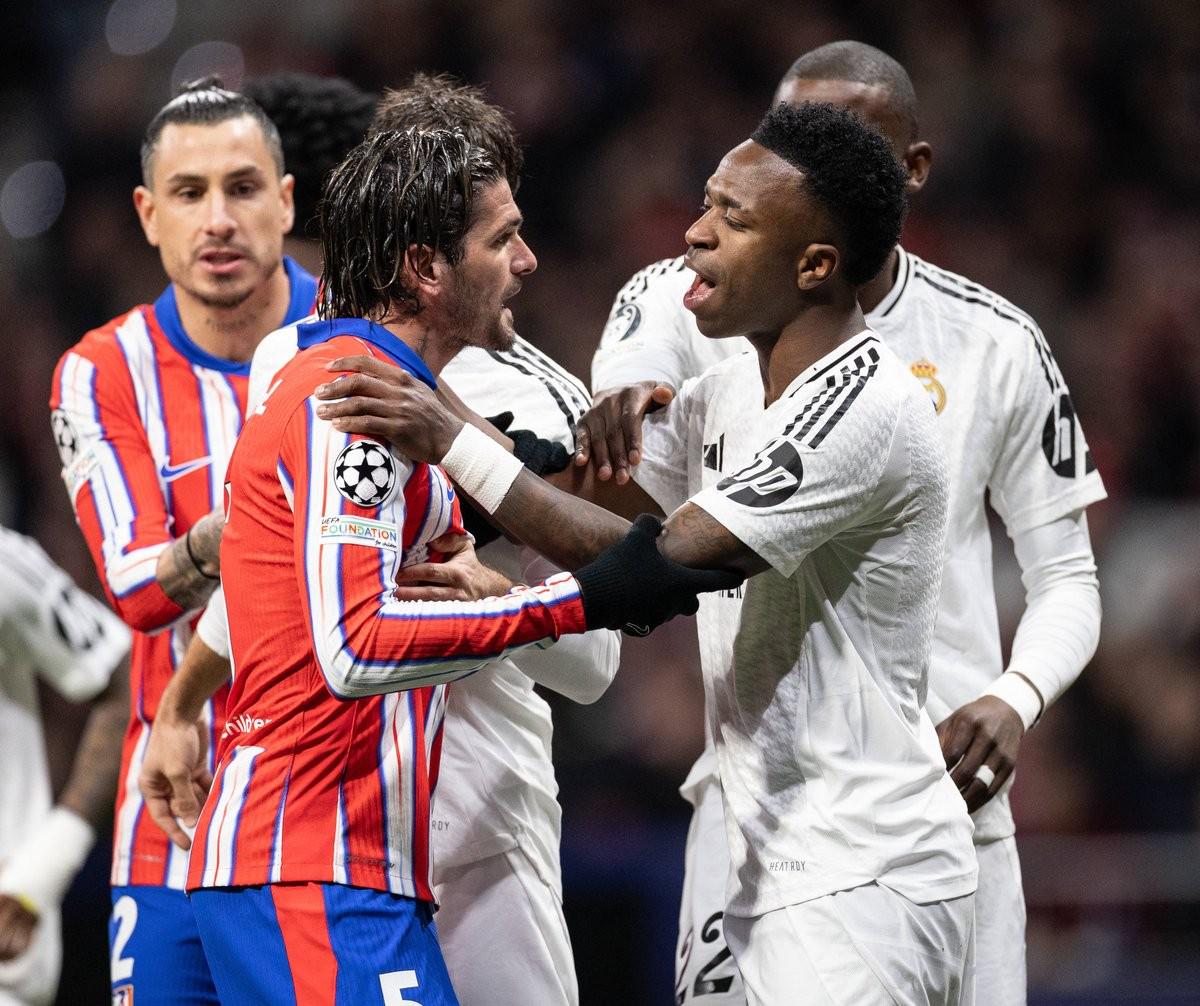 弗拉门戈1-0击败塞阿拉，提前一轮夺得巴西甲联赛冠军（弗拉门戈1-0小胜塞阿拉，提前一轮加冕巴甲冠军）