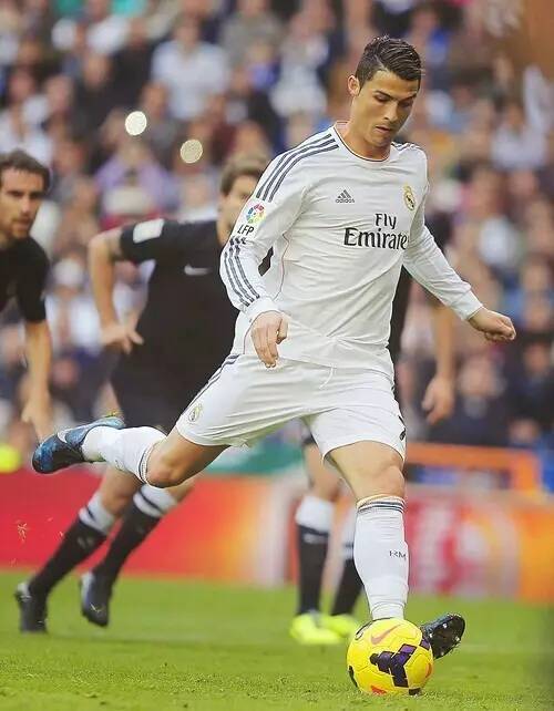 12月1日NBA看点：湖人冲击7连胜，猛龙&尼克斯强强对话（12月1日NBA前瞻：湖人剑指七连胜，猛龙与尼克斯强强碰撞）