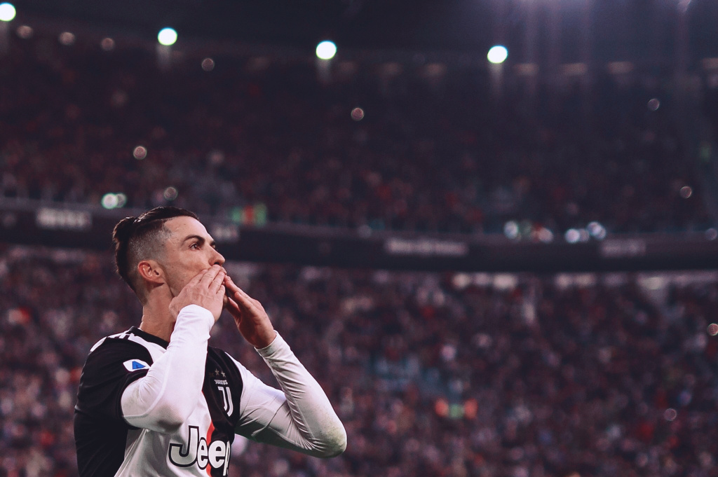 广东大胜合肥！徐杰统治级，胡明轩回二号位，杨溢展战略意义！（广东狂胜合肥！徐杰统治全场，胡明轩回归2号位，杨溢战略价值凸显）